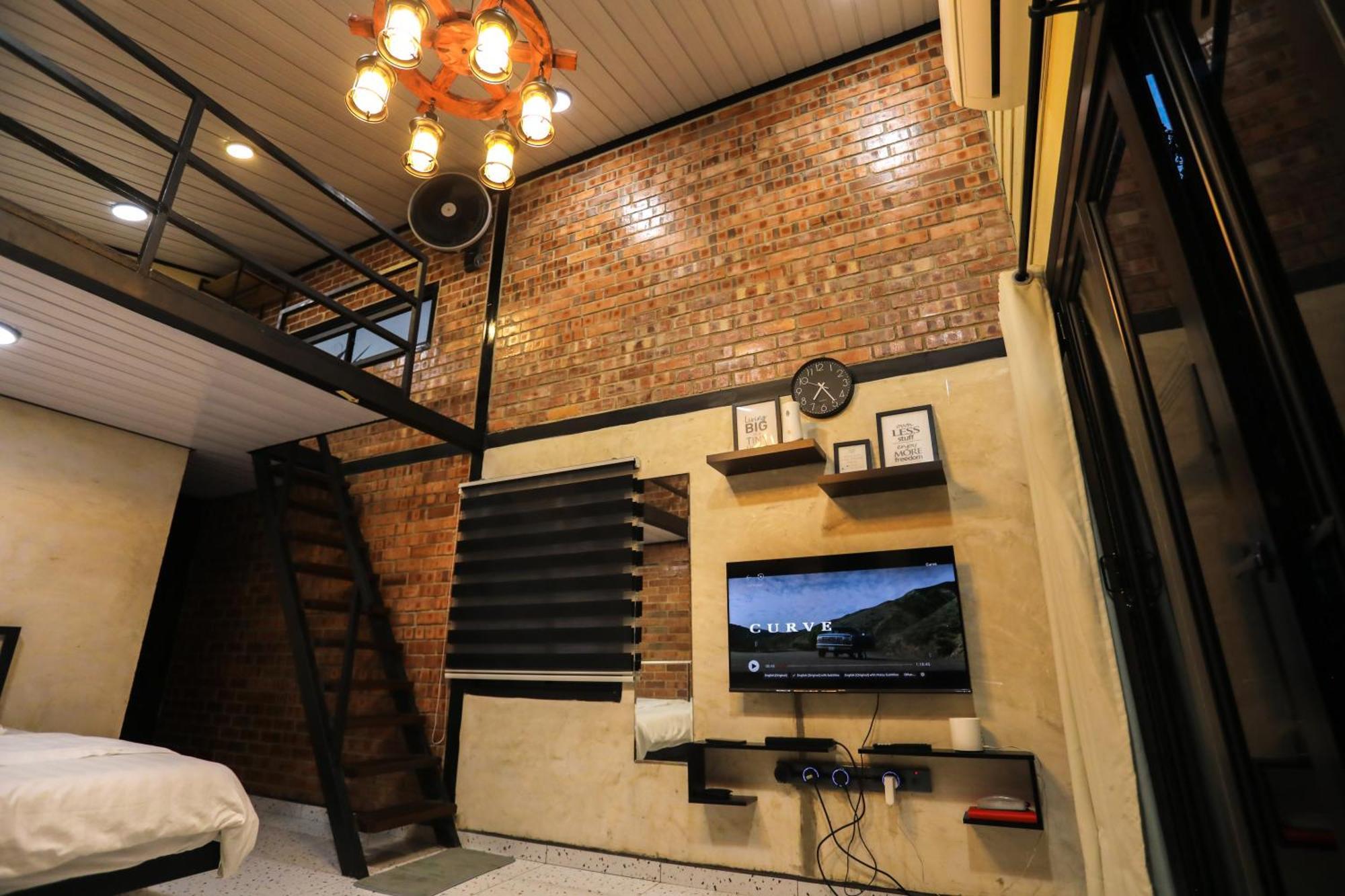 Casa Damai Janda Baik - Riverview Tiny House Bentong Luaran gambar