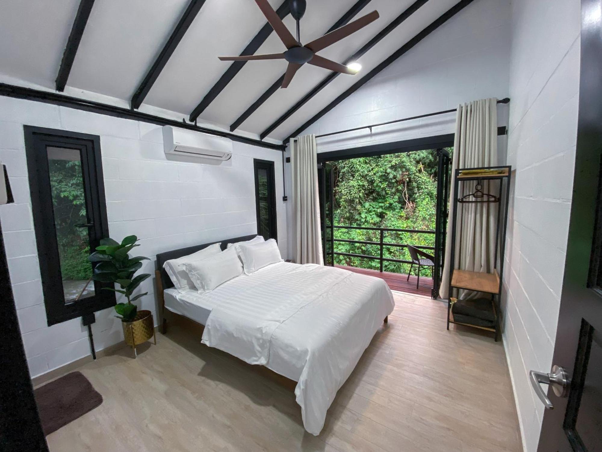 Casa Damai Janda Baik - Riverview Tiny House Bentong Luaran gambar